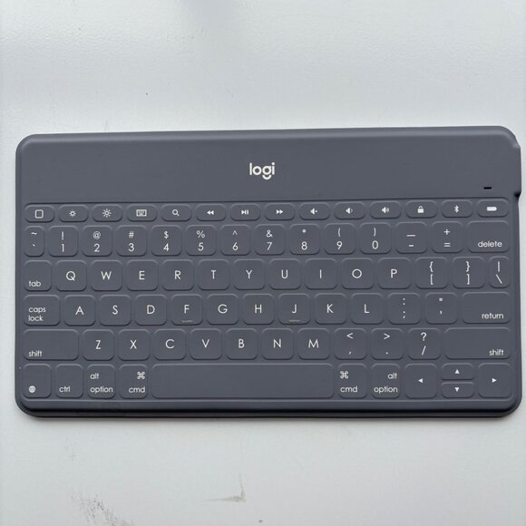 Logitech Keys-To-Go Bluetooth Keyboard - Picture 2 of 4